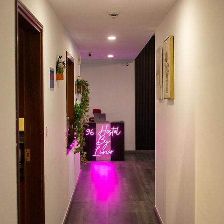 Lunar Hostel 96 Dubaj Kültér fotó