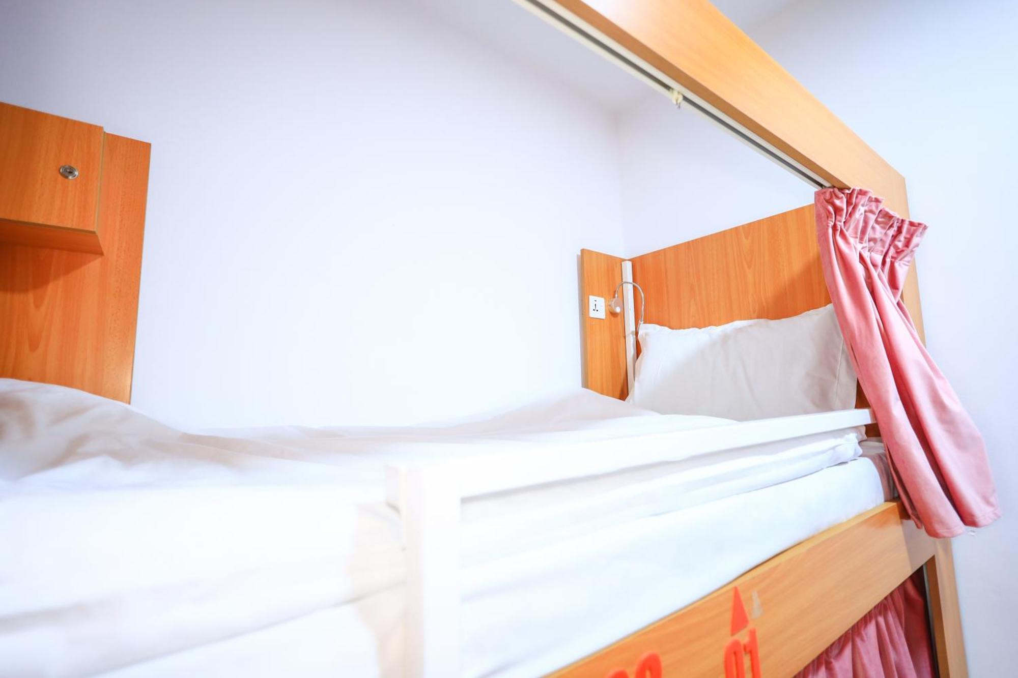 Lunar Hostel 96 Dubaj Kültér fotó